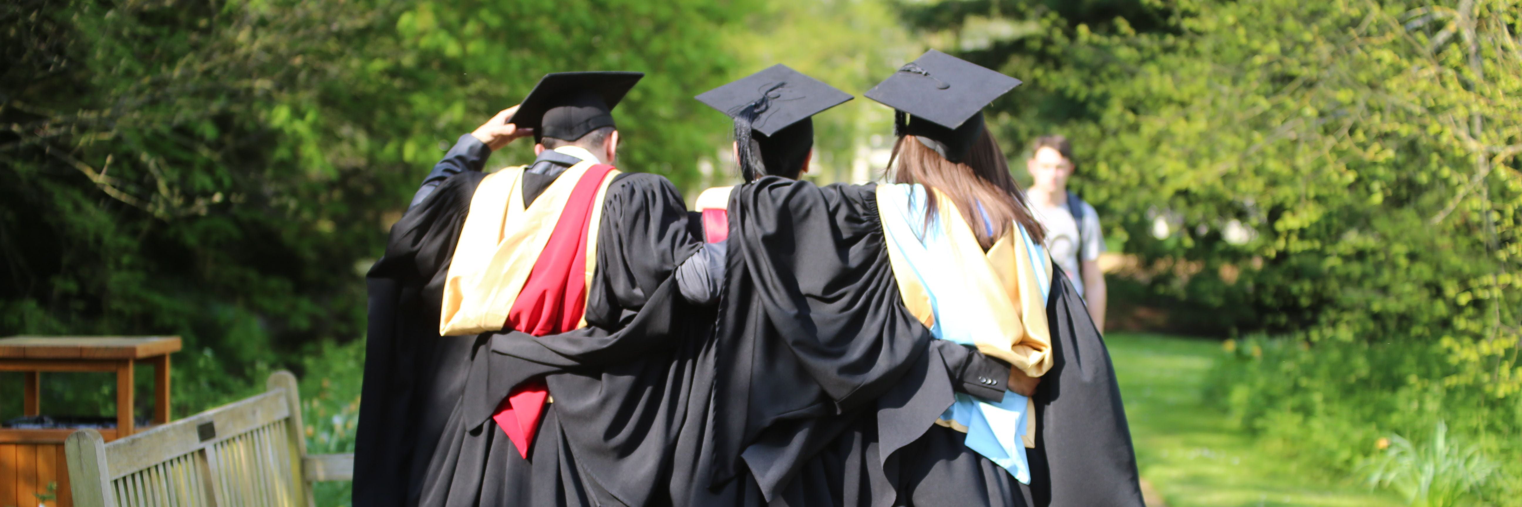 Why Become a Churchill Gowns Student Ambassador?