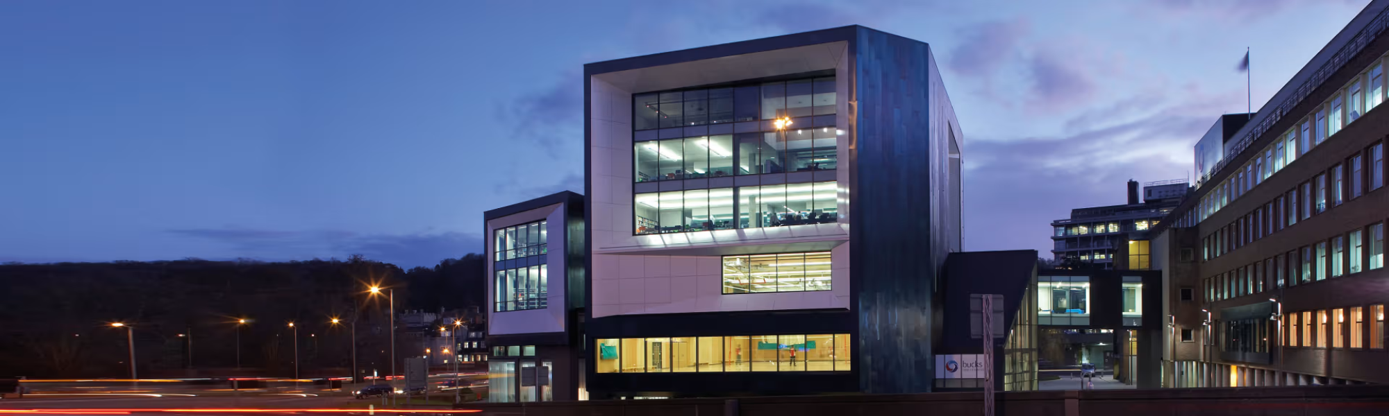  Buckinghamshire New University at night