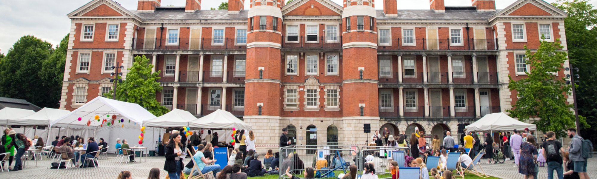  Chelsea College of Arts with people outside