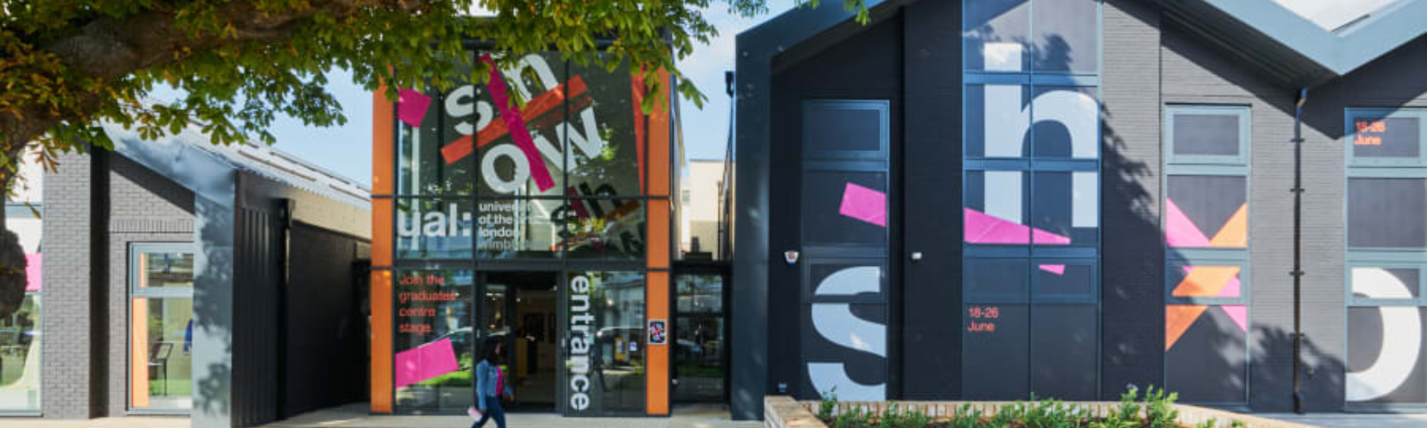 Can I use an alternative gown supplier for Wimbledon College of Arts?