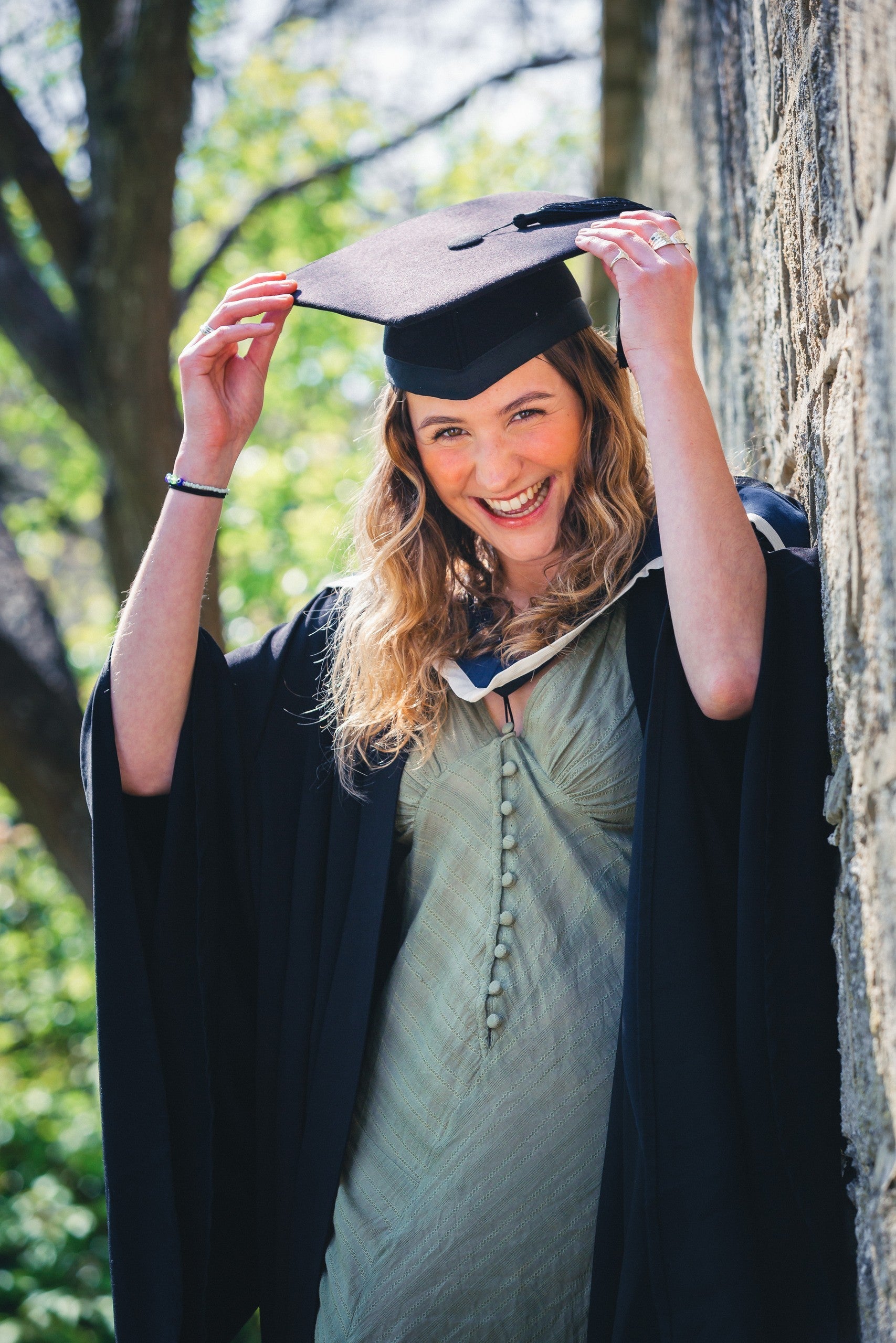Where to Buy a Graduation Gown in the UK