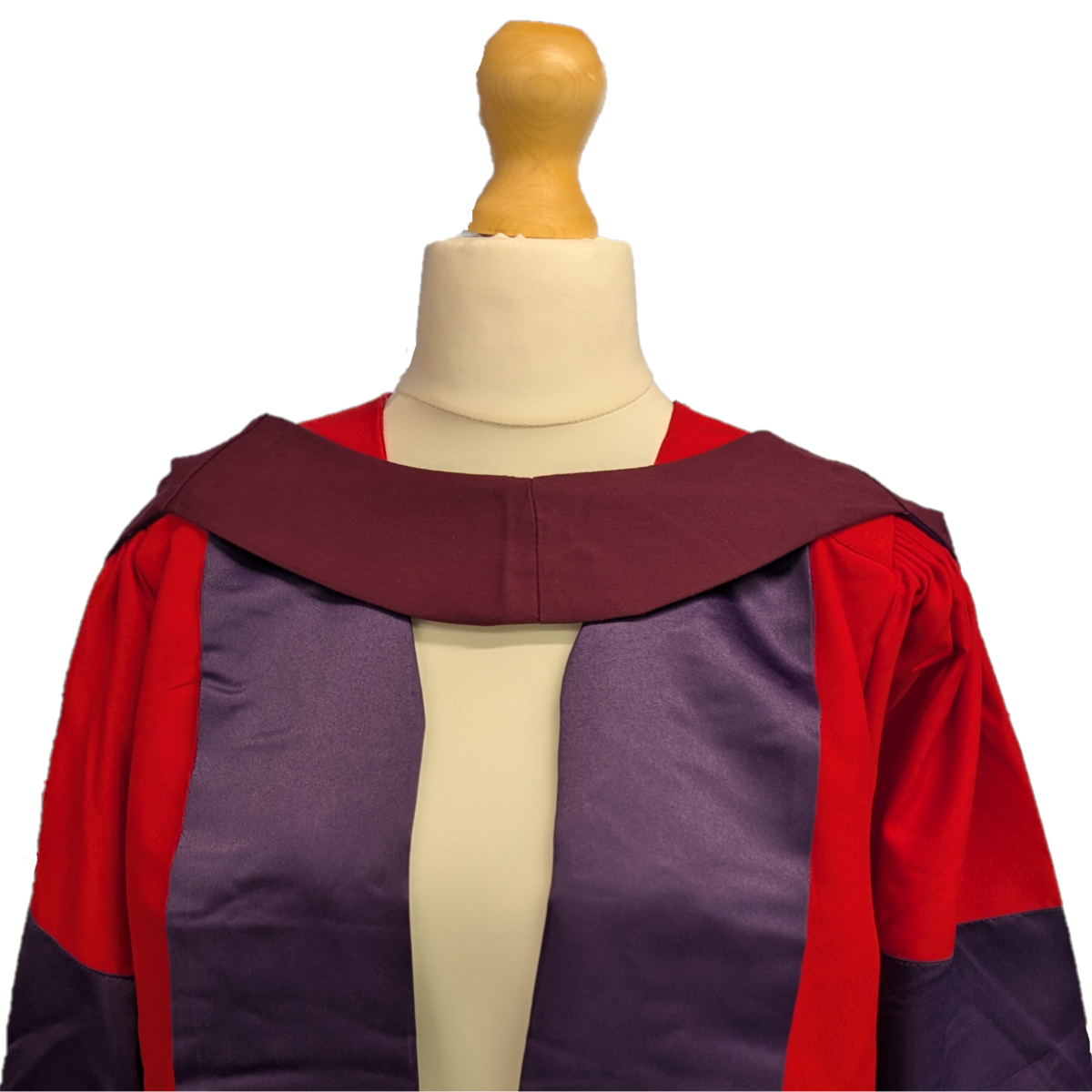 XYZ University Bachelors Graduation Set Hire