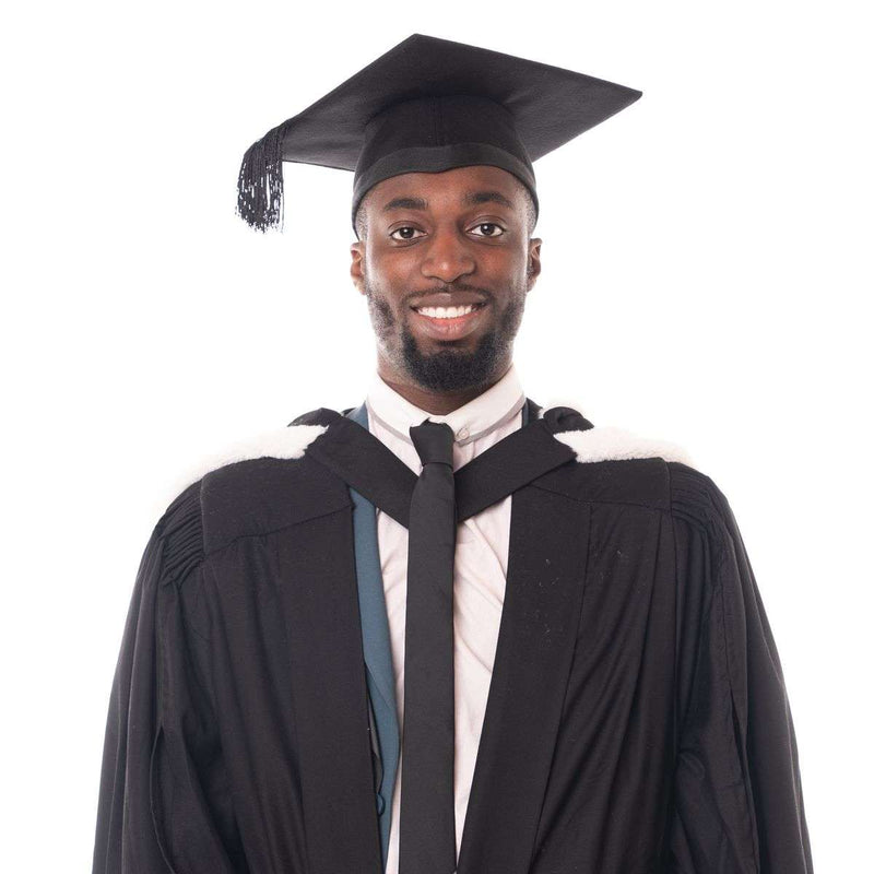 Cambridge University Bachelors Graduation Set