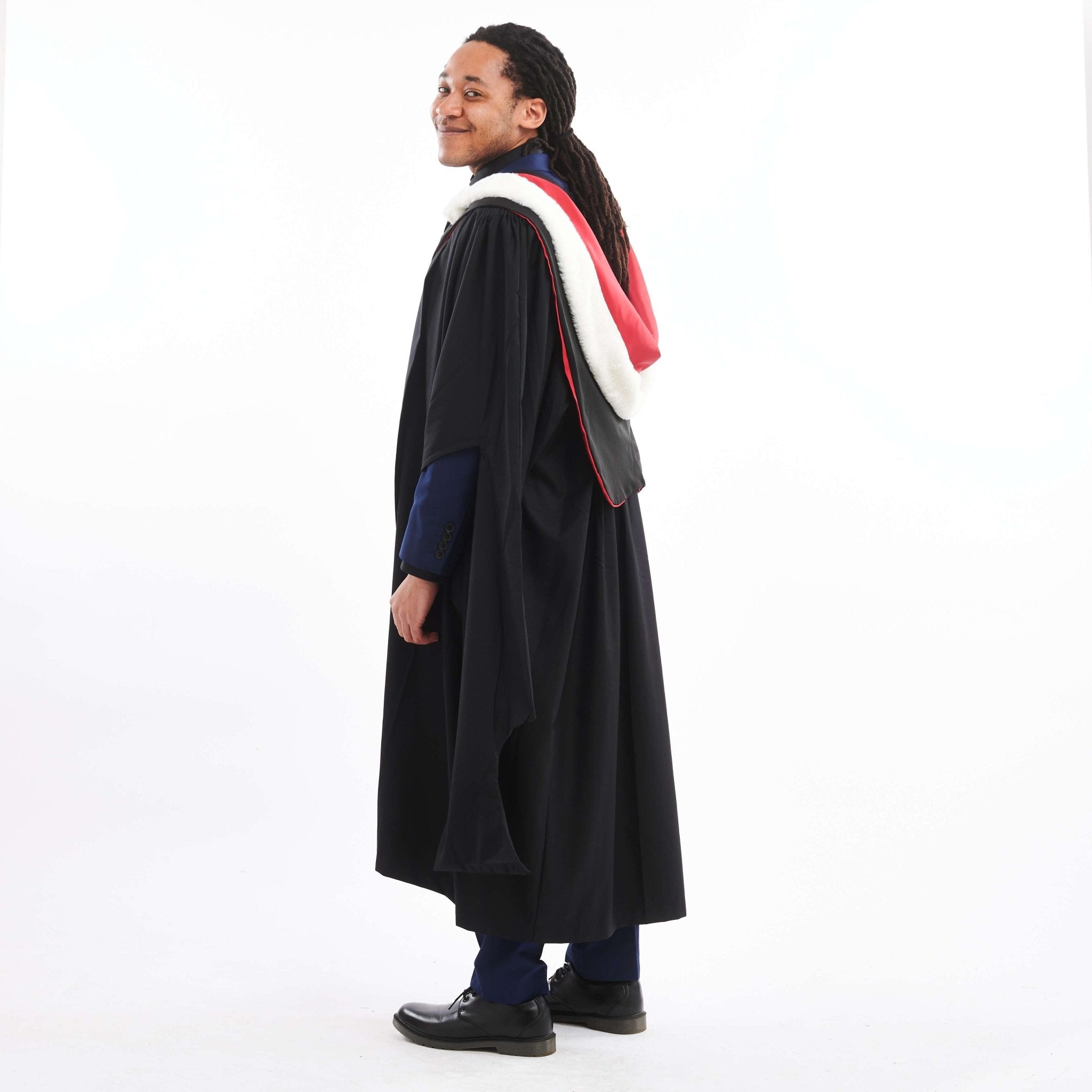 Dundee University Bachelors Graduation Set