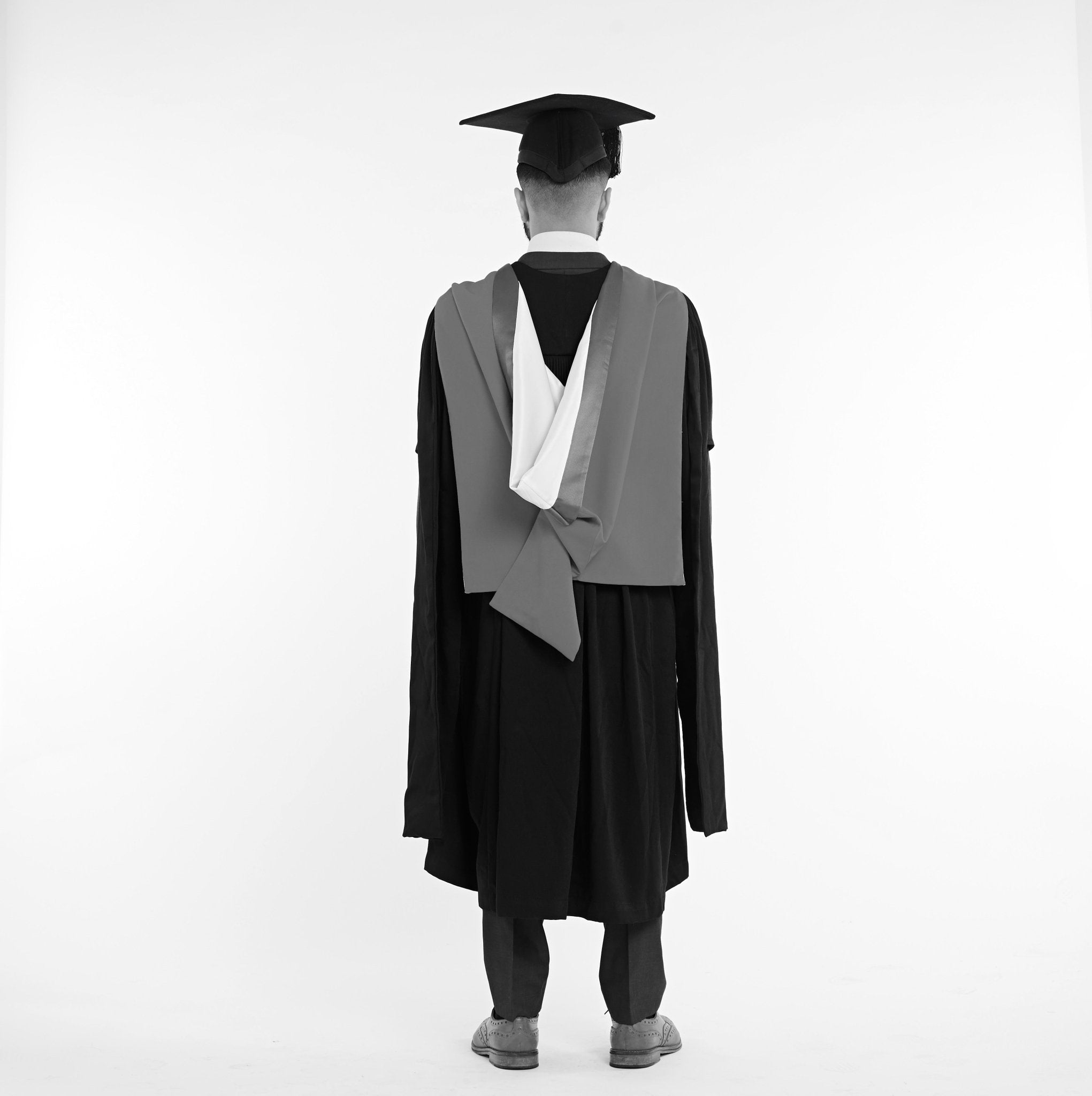 Graduation Set (Hire)