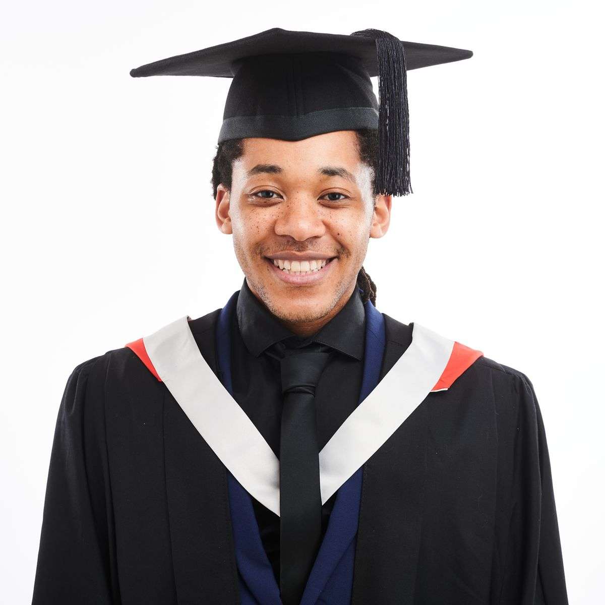 Leicester University Bachelors Graduation Set (Hire)