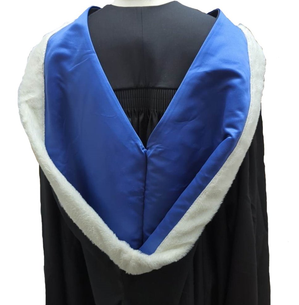 Liverpool University Bachelors Graduation Set (Hire) – Churchill Gowns