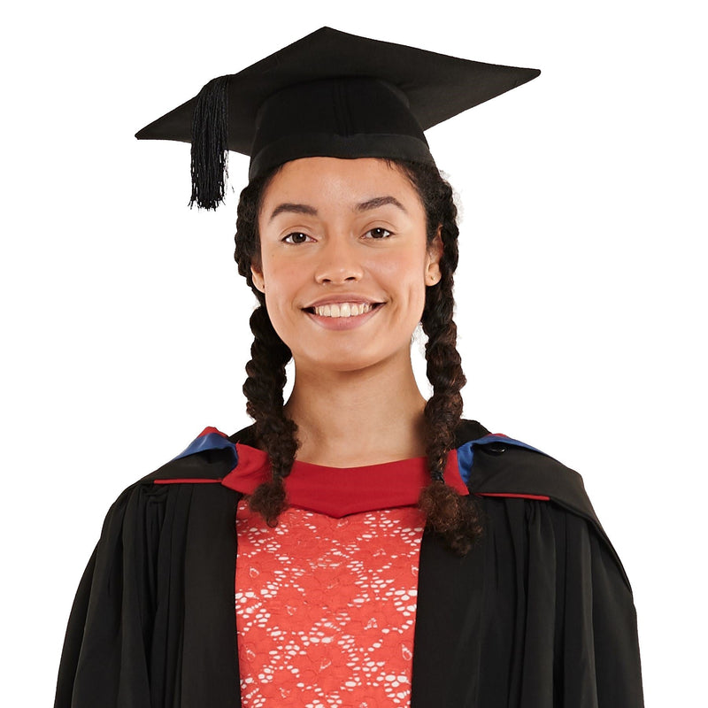 Middlesex University Bachelors Graduation Set (Hire)