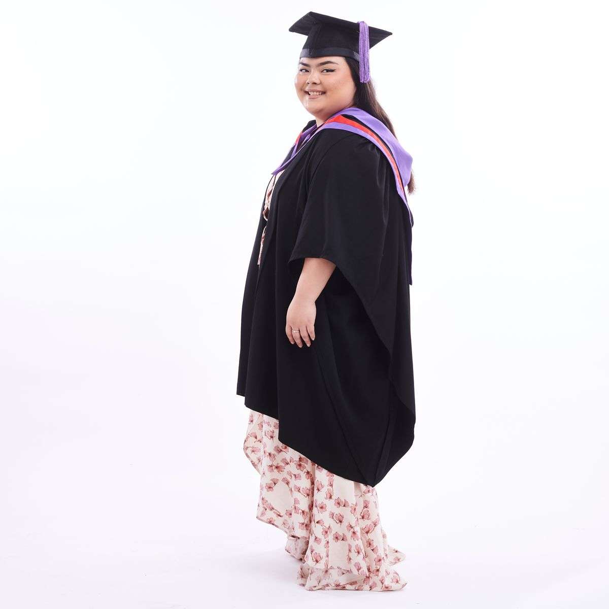 Portsmouth University Bachelors Graduation Set