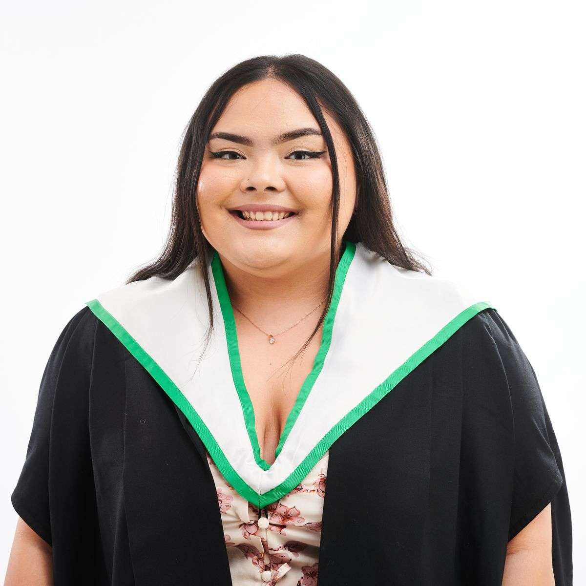 Stirling University Bachelors Graduation Set (Hire)