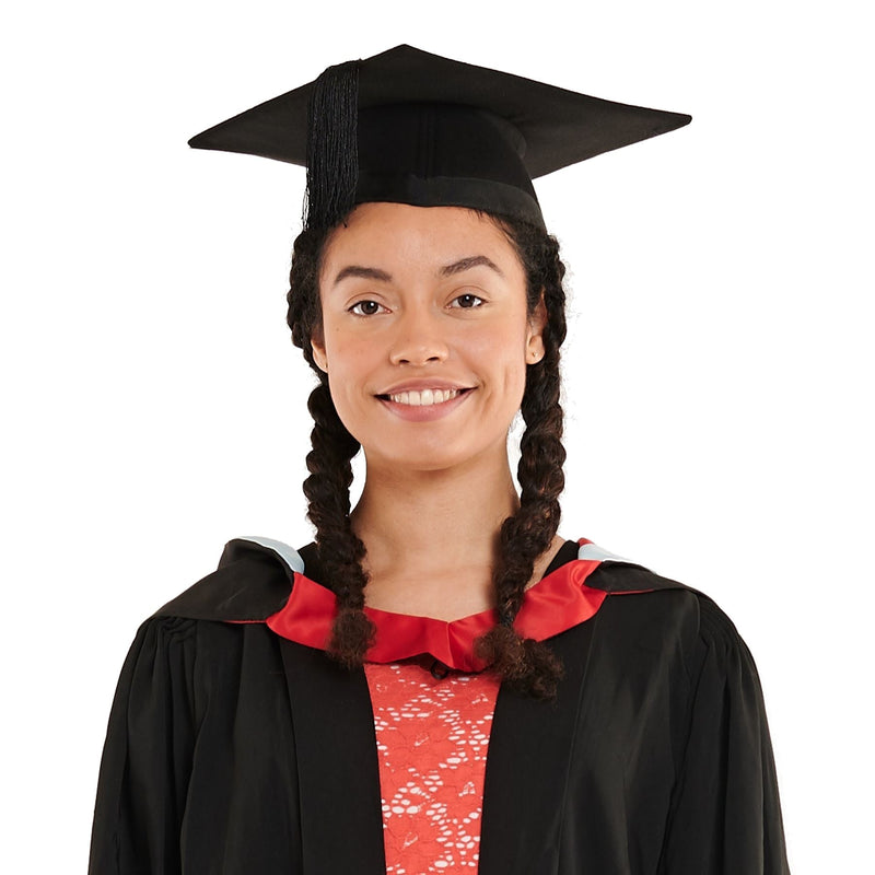 University of Derby Bachelors Graduation Set (Hire)