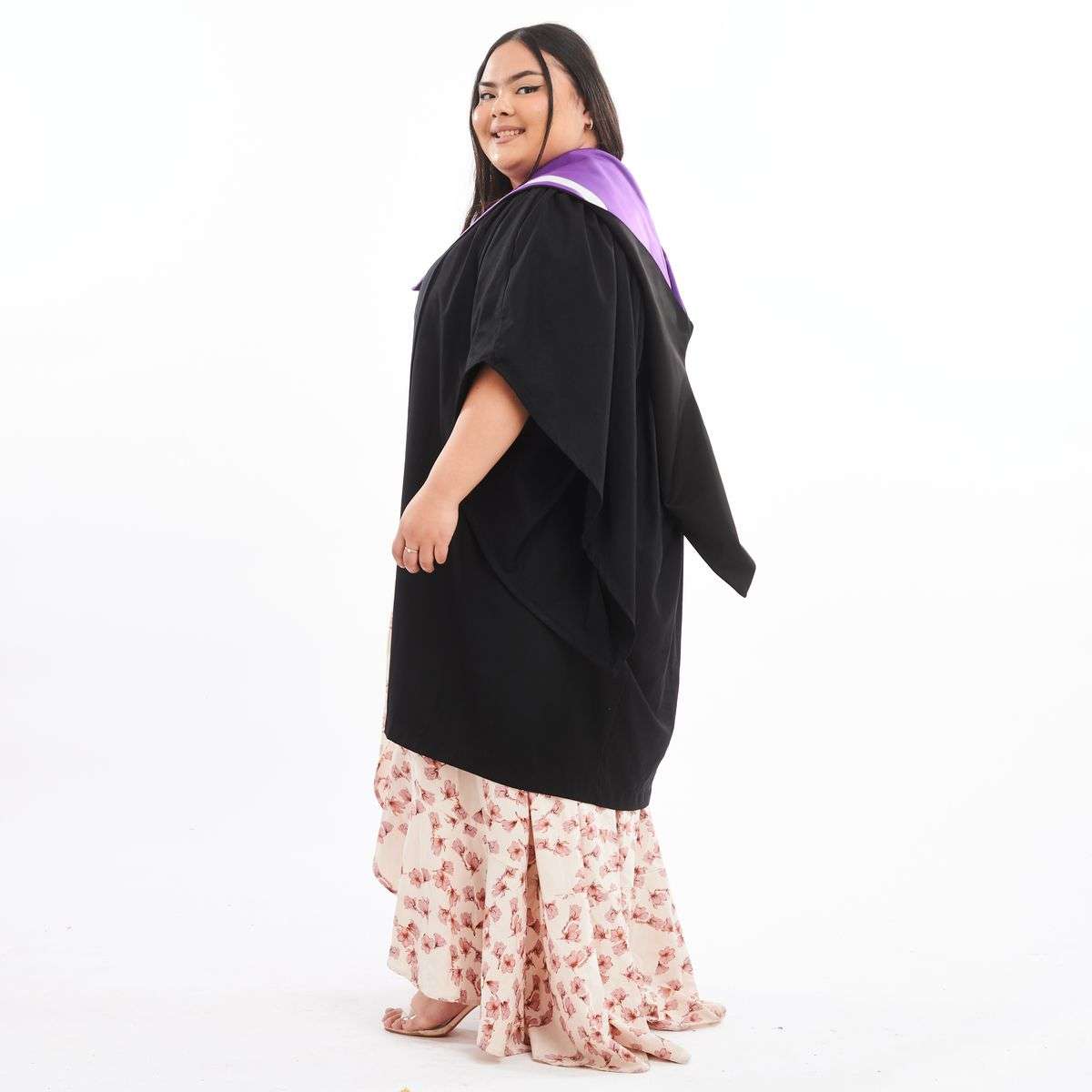 University of the Highlands and Islands Bachelors Graduation Set (Hire)