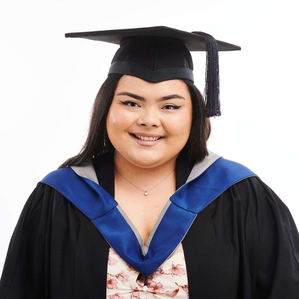 University of West London Bachelors Hood (Hire)